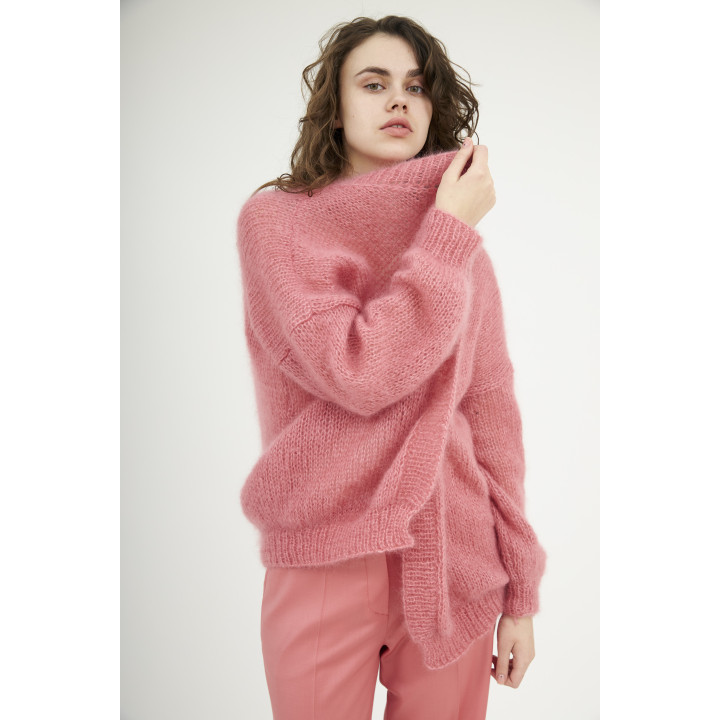 Handmade knitted sweater in dusty pink color