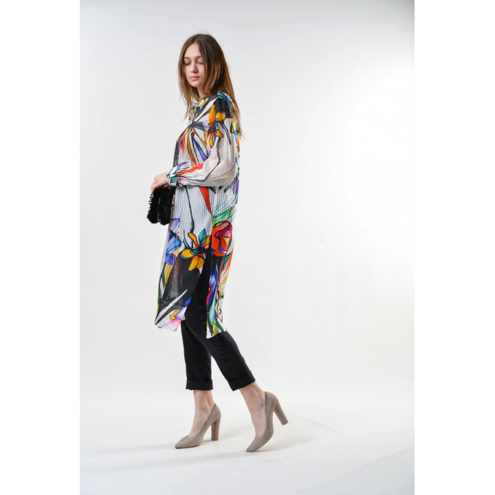 Blouse "Gliciniya" black and white floral print